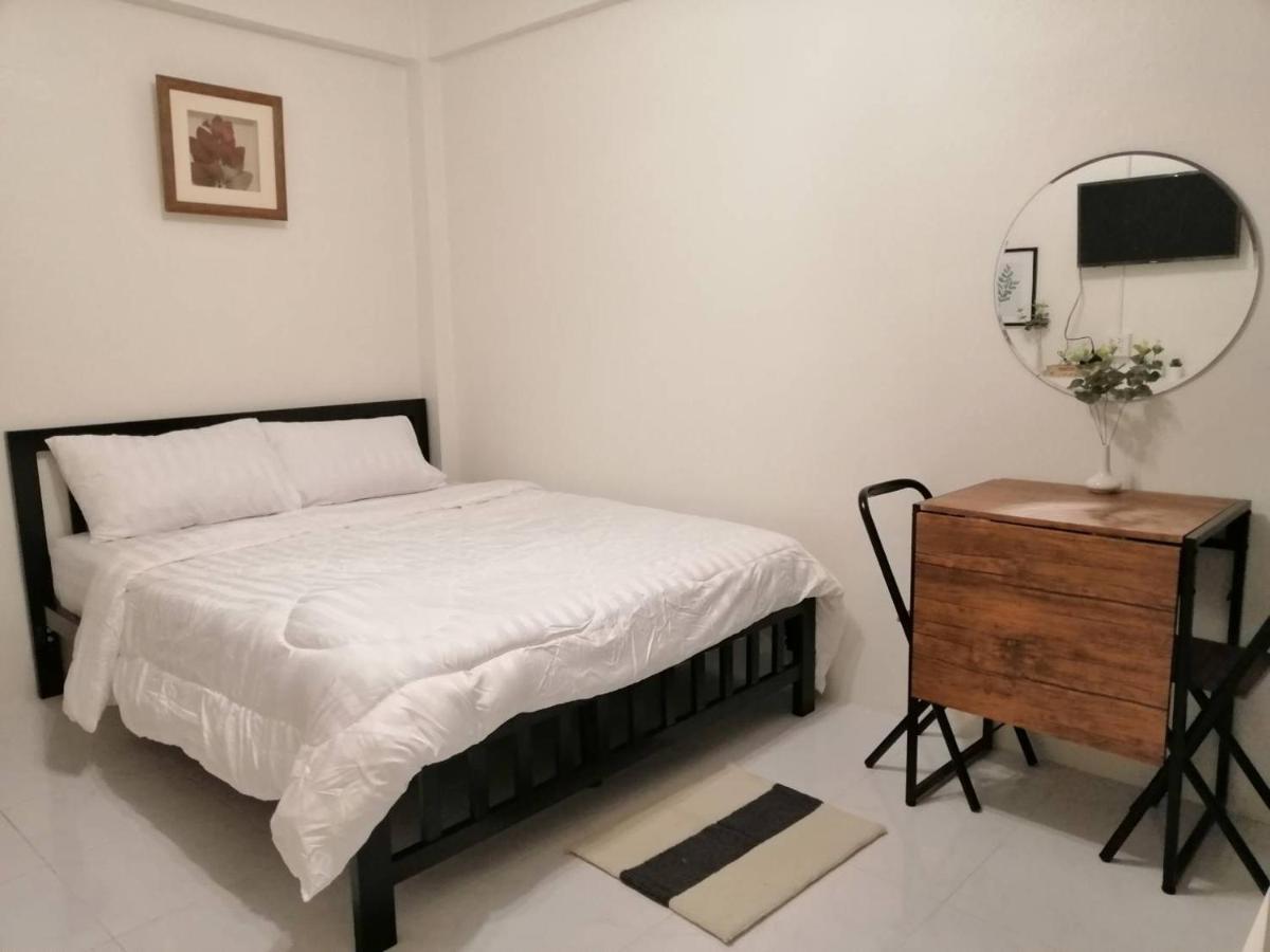 Gogoal Latkrabang Appartement Bangkok Buitenkant foto