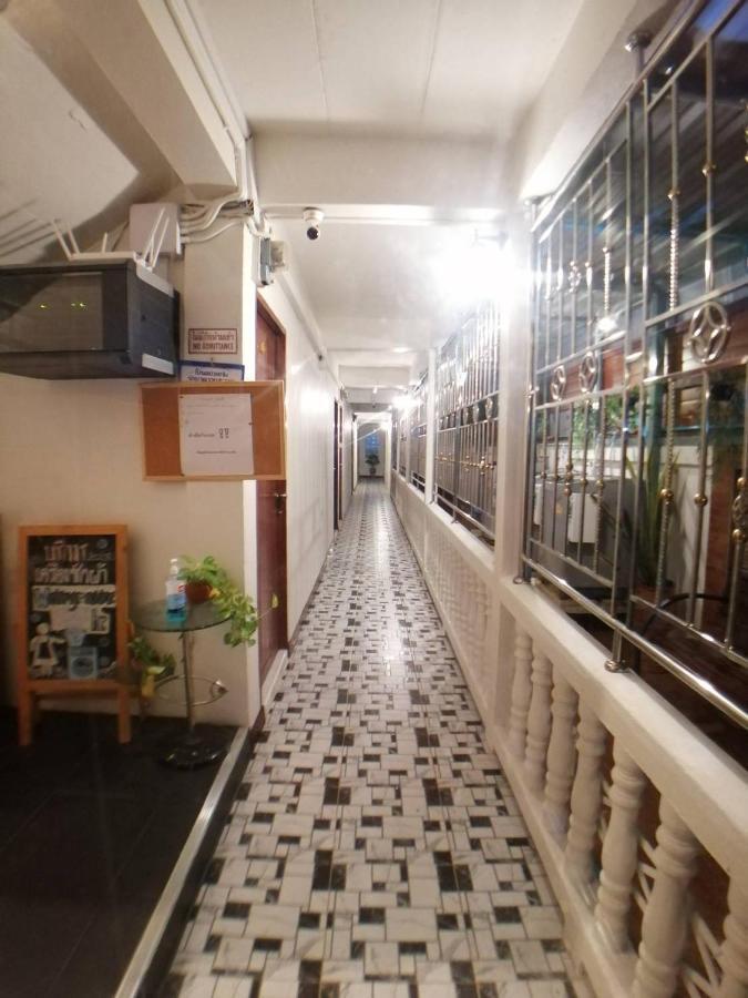 Gogoal Latkrabang Appartement Bangkok Buitenkant foto